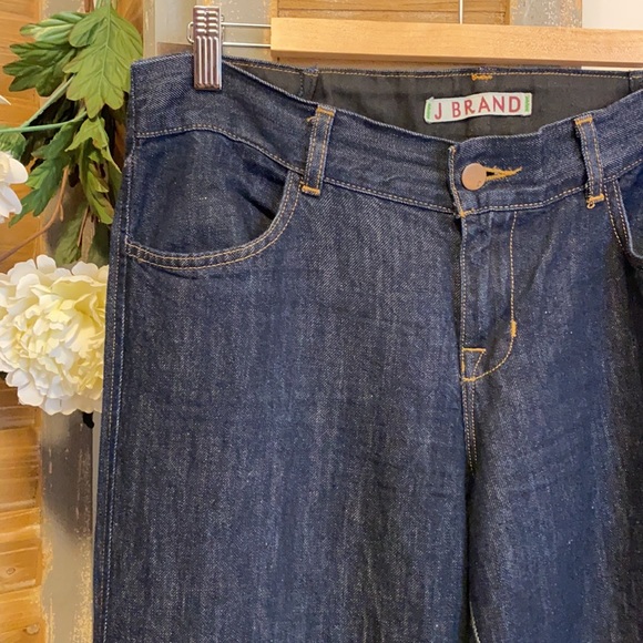 J BRAND wide leg flared bottom jeans with linen - Picture 3 of 15